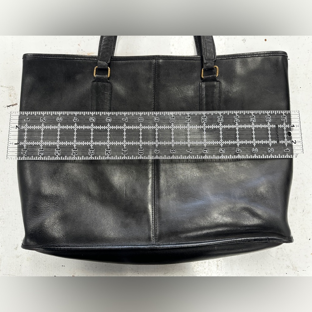 Coach Vintage Black Leather Tote Bag - Picture 7 of 8